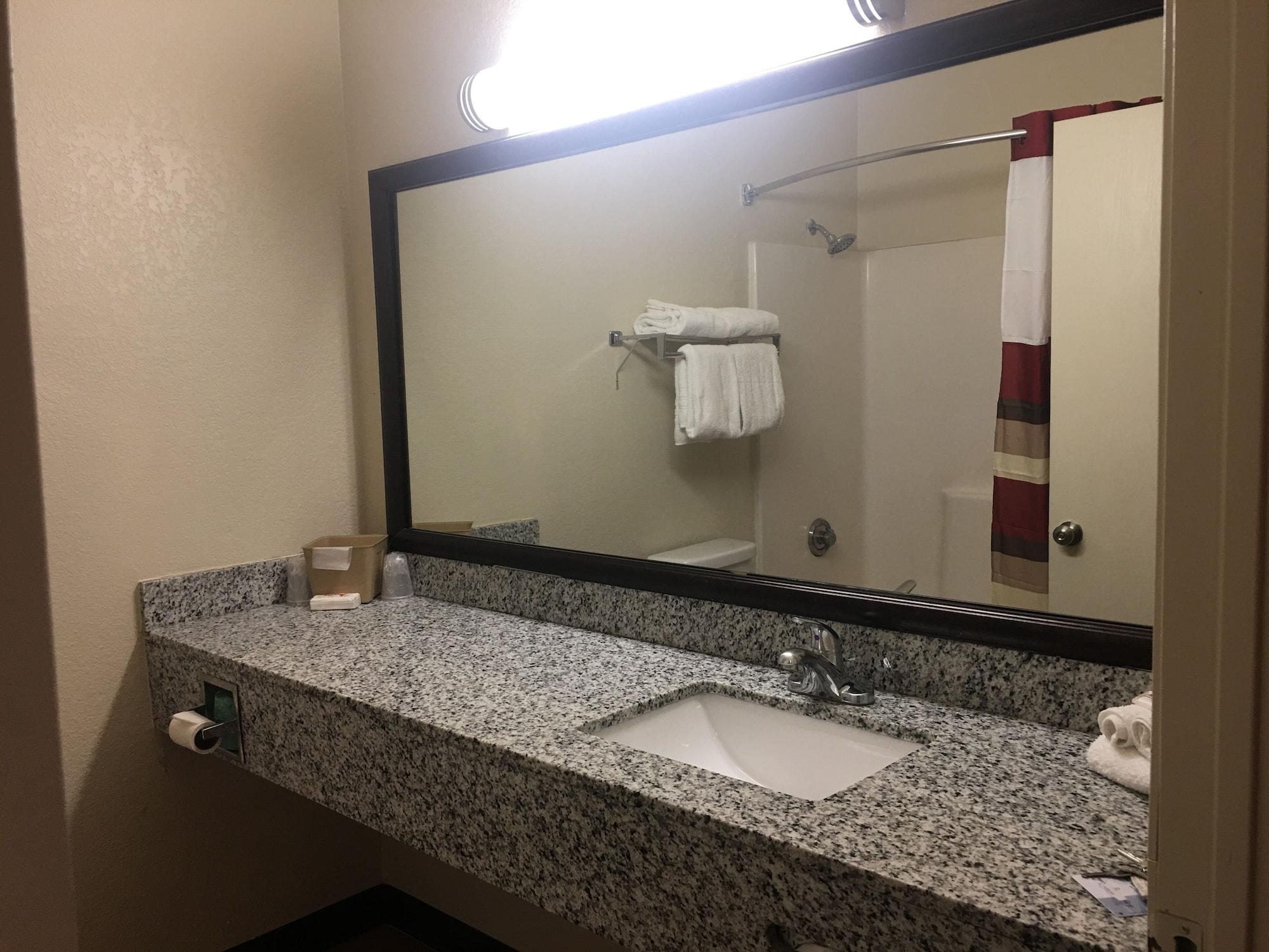 Red Roof Inn Fort Worth - Saginaw Екстериор снимка